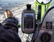 GARMIN OREGON 200t Handheld GPS Navigator / Hiking BUNDLE 